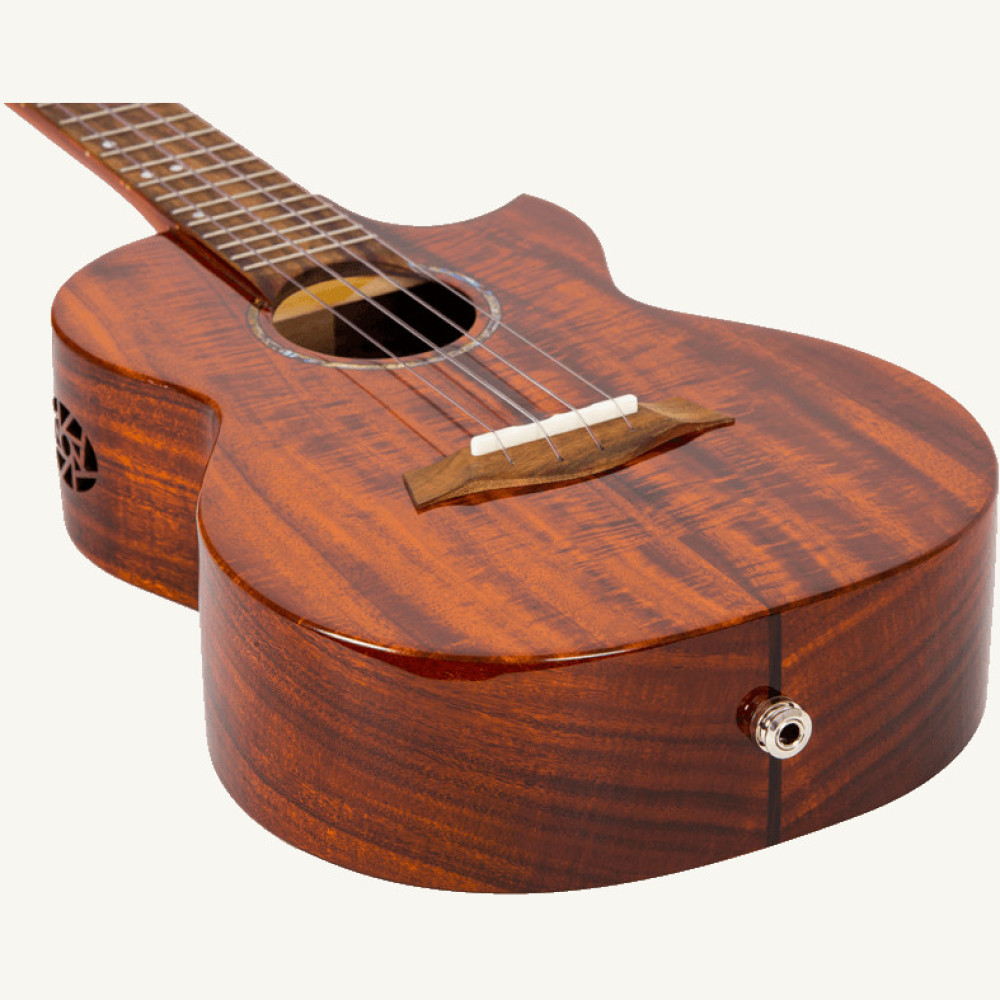 Ukelele Tenor Flight Royal Series Mustang Electroacústico - Imagen 5